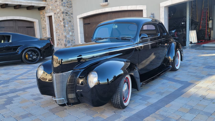 1940 FORD DELUXE BUSINESS COUPE available for Auction