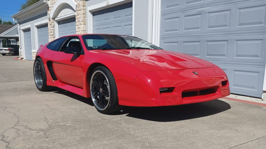 1985 Pontiac Fiero GT Coupe for Sale at Auction - Mecum Auctions