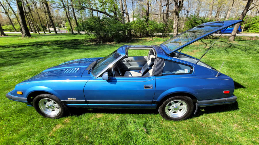 1982 Datsun 280ZX Coupe For Sale At Auction - Mecum Auctions