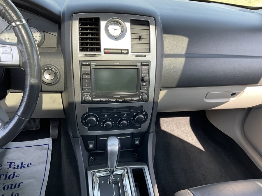2006 Chrysler 300 SRT-8 Sedan For Sale At Auction - Mecum Auctions
