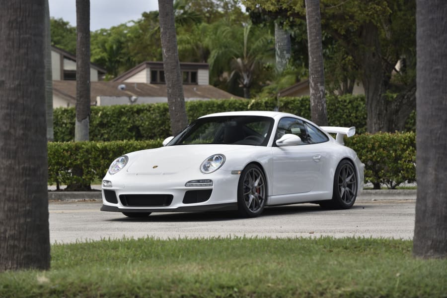 2010 Porsche 911 GT3 image 1
