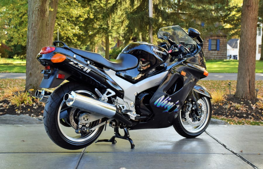 1994 Kawasaki Ninja ZX-11 For Sale At Auction - Mecum Auctions 1994 Kawasaki Ninja ZX-11 For Sale At Auction - Mecum Auctions
