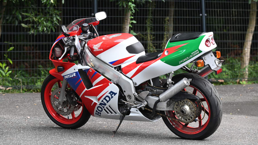 ホンダnsr250r.sp.se 世界初のPGMメモリーカード・システムを採用した2サイクル・スーパー
