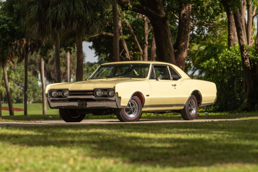 1967 Oldsmobile 442 W-30 For Sale At Auction - Mecum Auctions