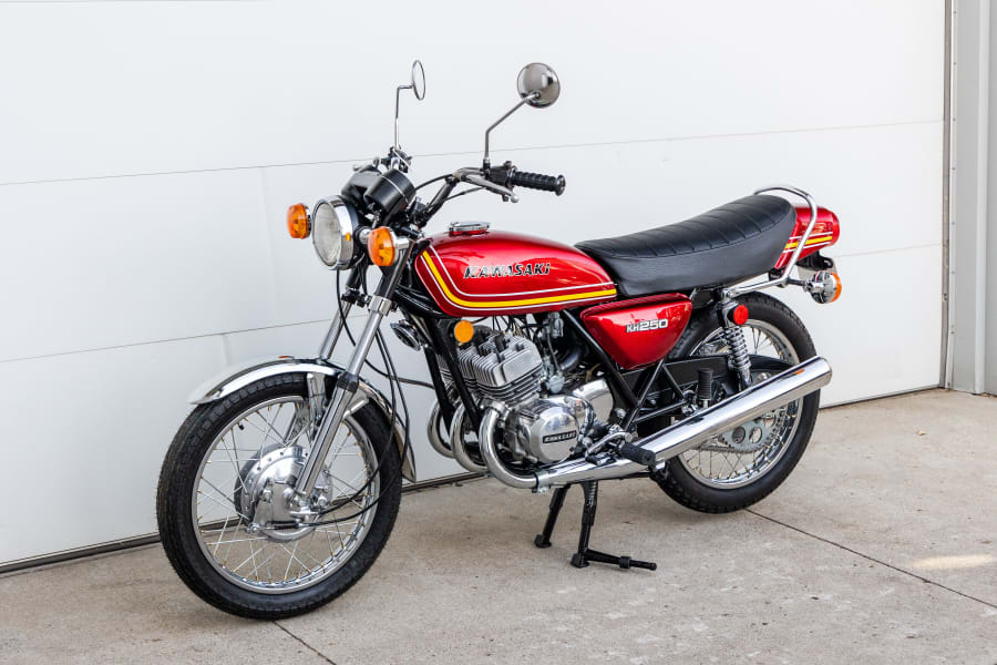 1976 Kawasaki KH250 S1A For Sale At Auction - Mecum Auctions