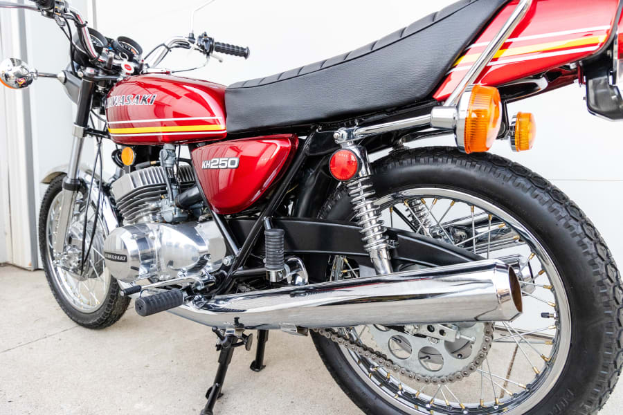 1976 Kawasaki KH250 S1A For Sale At Auction - Mecum Auctions