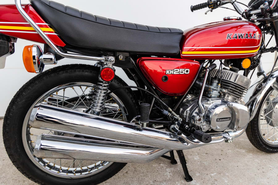 1976 Kawasaki KH250 S1A For Sale At Auction - Mecum Auctions