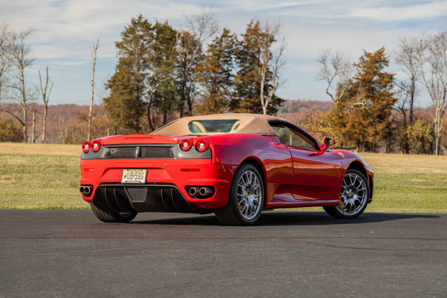 F430★ Ferrari F430, LH Front Spindle Knuckle, w/o Hub, Used, P/N