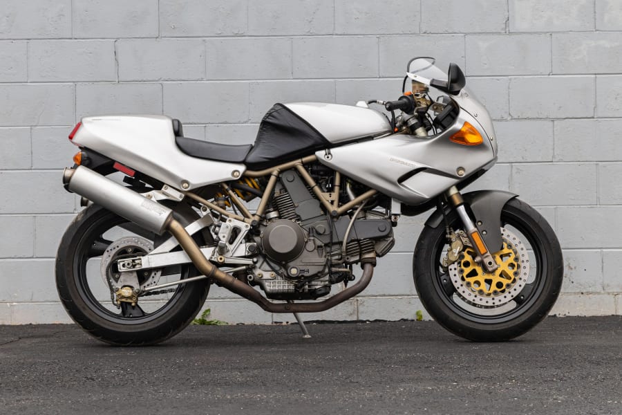 DUCATI 900SS レプリカ ee1ac680-ab34-4c71-b6a3-