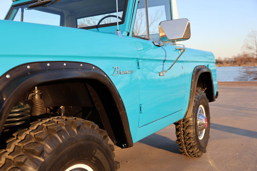 Bronco Fuel Wheels Bronco Syndicate Dark Blue with Black Ring 6-Lug
