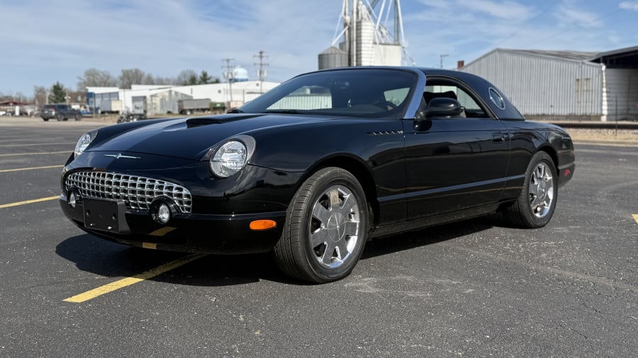 2002 Ford Thunderbird