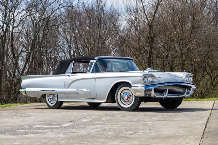 ●T-Bird 575044.jpg