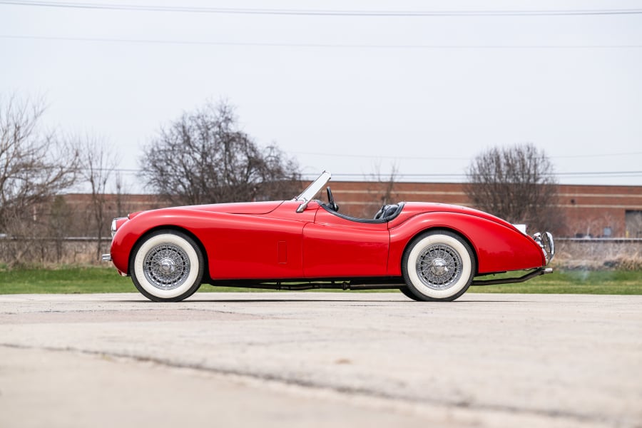 カーペンター　GTγ120 赤トビウオ 1953 Jaguar XK120 Roadster For Sale At Auction - Mecum Auctions