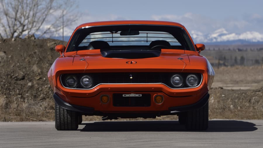 ロードランナー　１９７１ 1971 Plymouth Road Runner