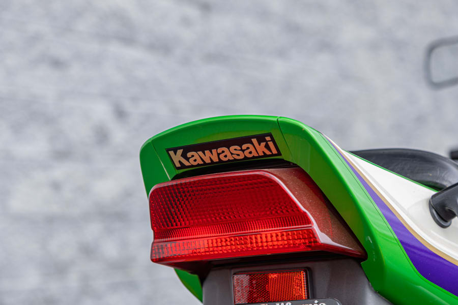 1999 Kawasaki ZRX1100 For Sale At Auction - Mecum Auctions
