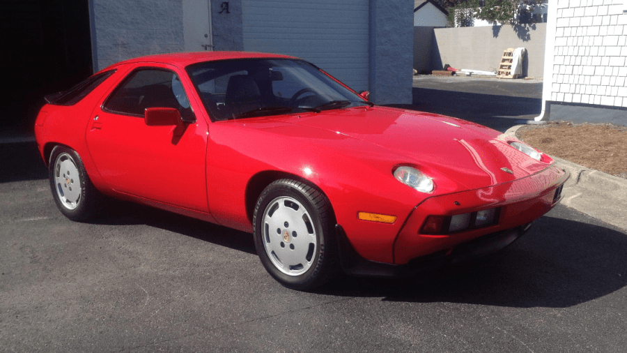 1983 Porsche 928 S image 1
