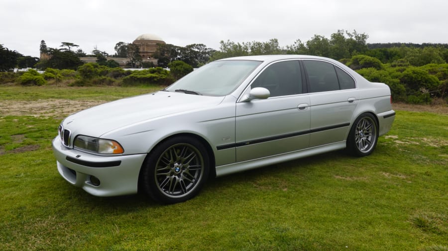 2000 BMW M5