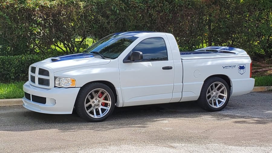 2005 Dodge Ram SRT-10 Commemorative Edition
