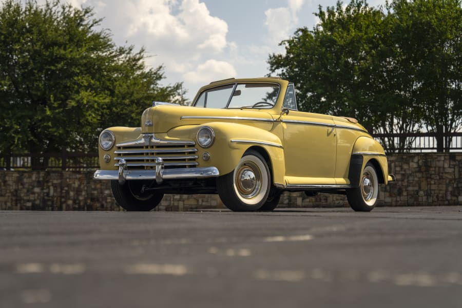 1947 Ford Super Deluxe