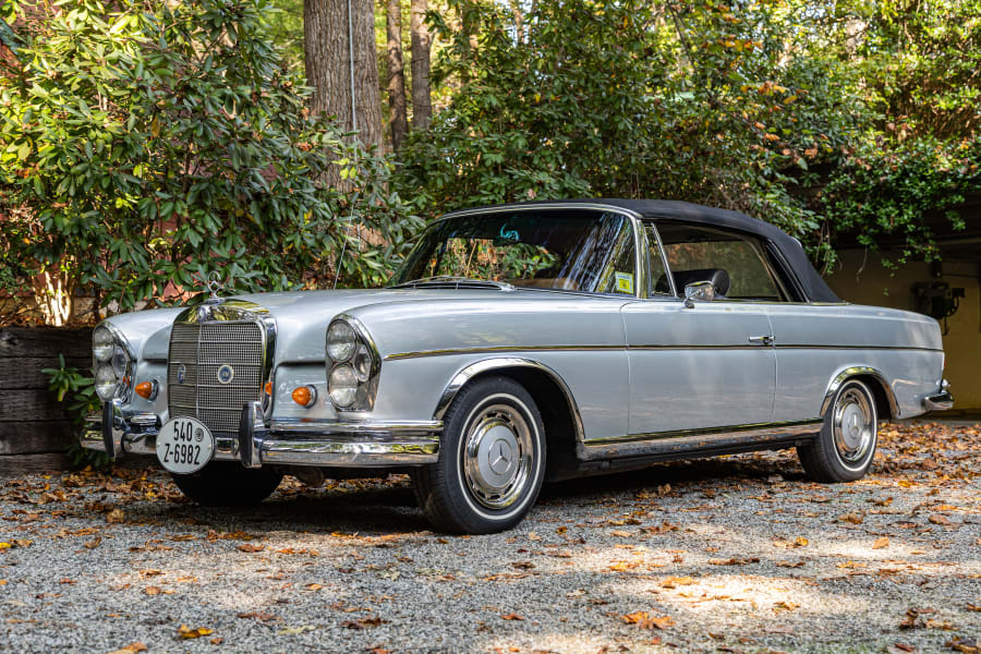 1967 Mercedes-Benz 250SE Cabriolet — market value and price history