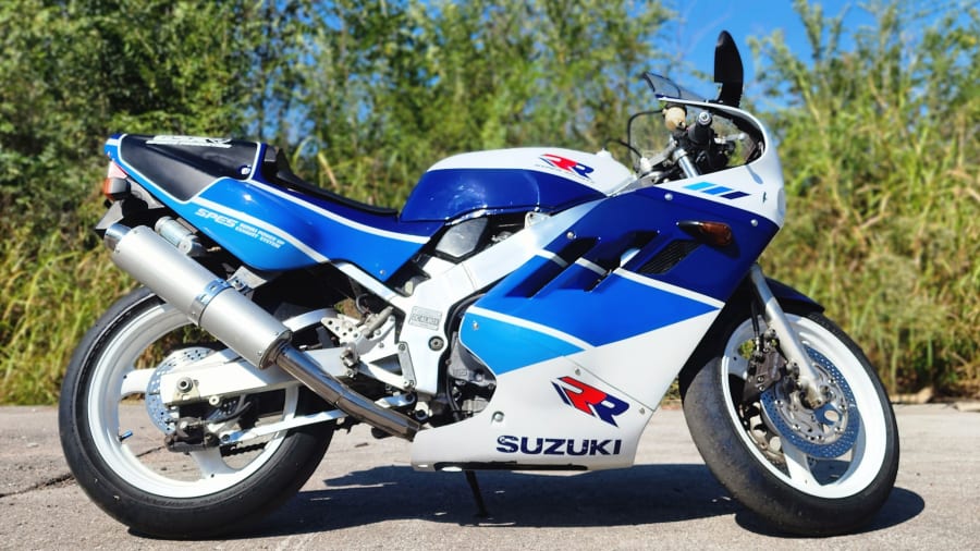 1984 Suzuki GSX-R400 SP For Sale At Auction - Mecum Auctions