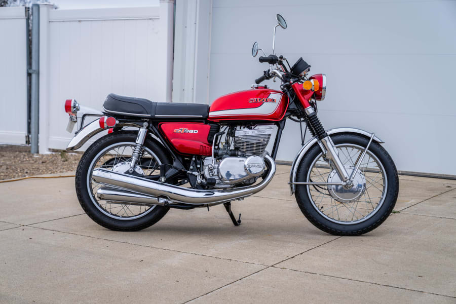 1972 Suzuki GT380 For Sale At Auction - Mecum Auctions