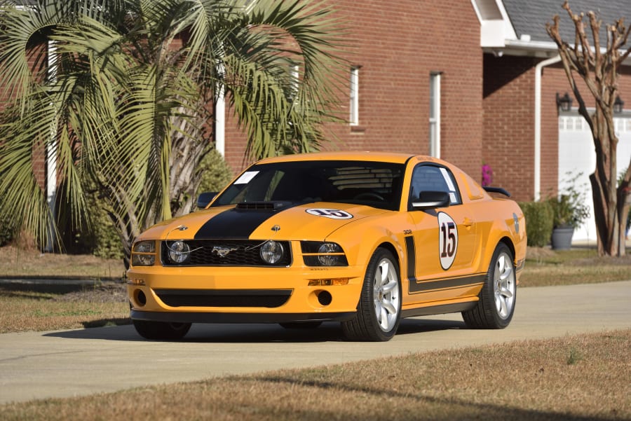 2007 Ford Mustang Saleen Parnelli Jones