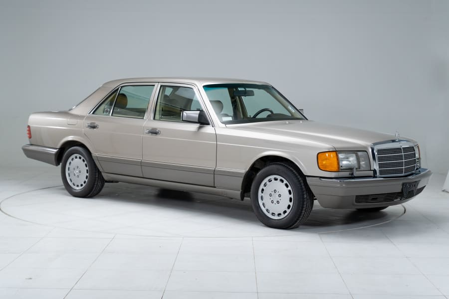 1991 Mercedes-Benz 300SE — market value and price history