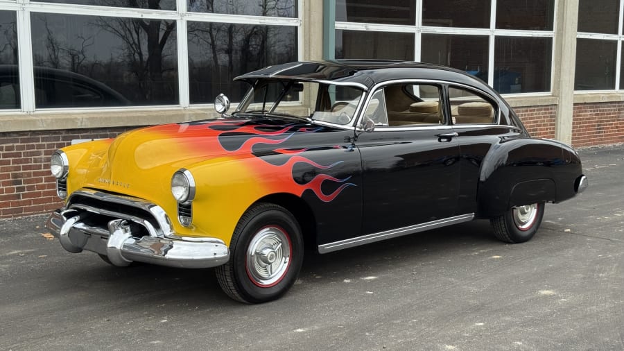 1949 Oldsmobile Futuramic Series 76