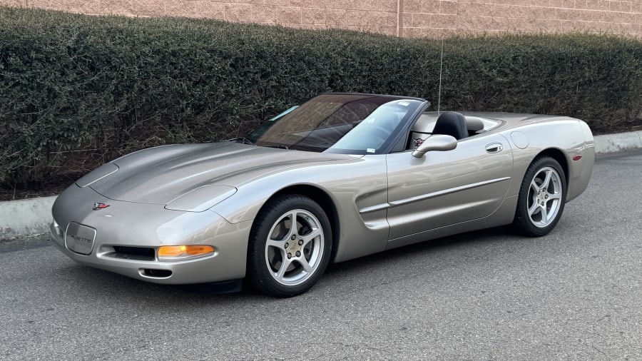 2000 Chevrolet Corvette Convertible — market value and price history