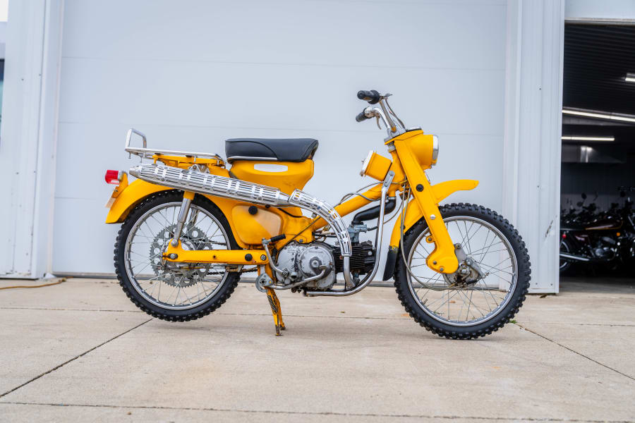 【昭和レトロ】返還前の沖縄　料亭松乃下　CIVIL AIR TRANSPORT 1965 Honda CT200 Trail 90 For Sale At Auction - Mecum Auctions