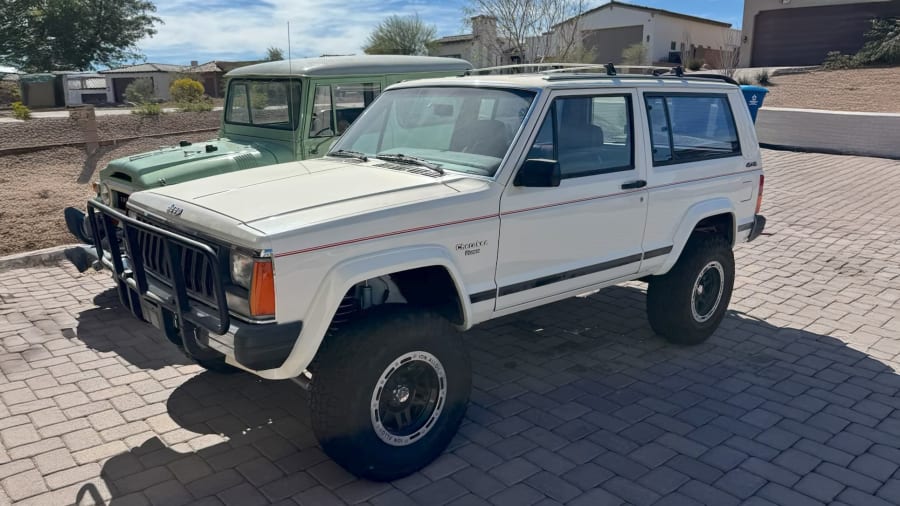 1986 Jeep Cherokee Pioneer