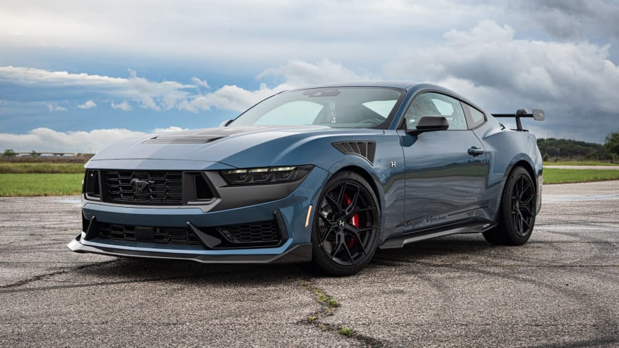2025 Ford Mustang — market value and price history