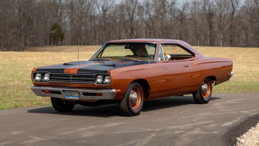 Plymouth Hemi Road Runner
