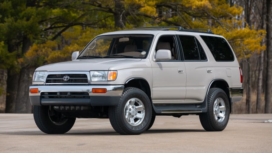 1996 Toyota 4Runner SR5 — market value and price history
