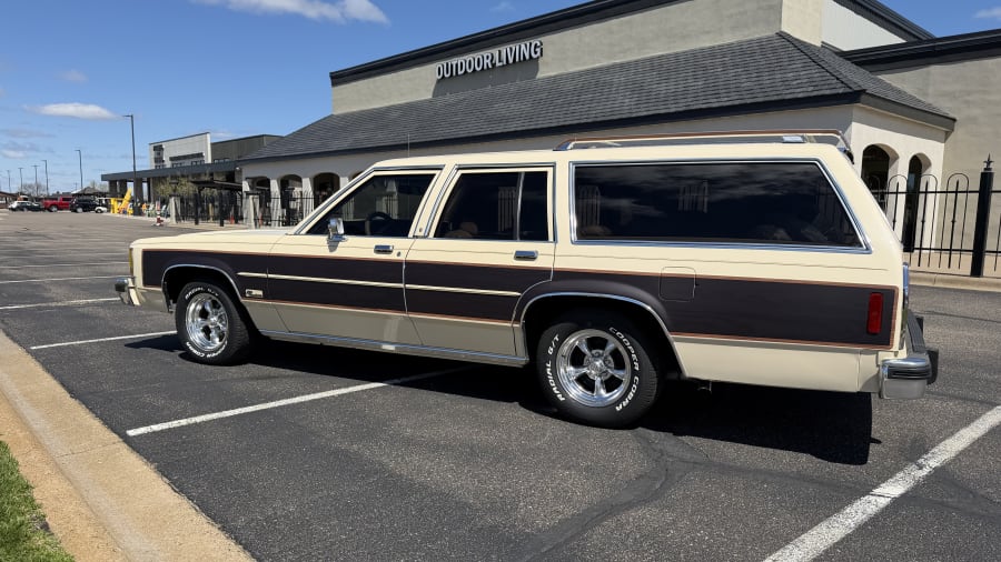 1984 Ford LTD Crown Victoria Wagon For Sale At Auction - Mecum