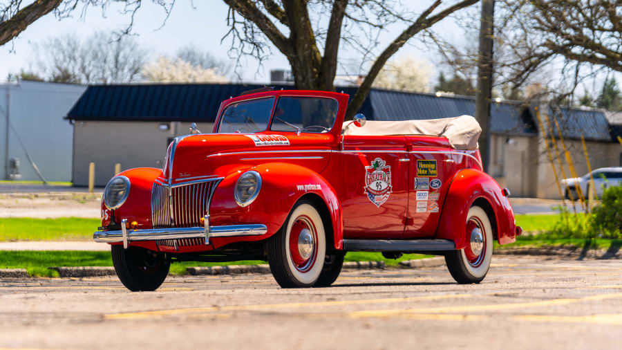 1939 Ford Deluxe