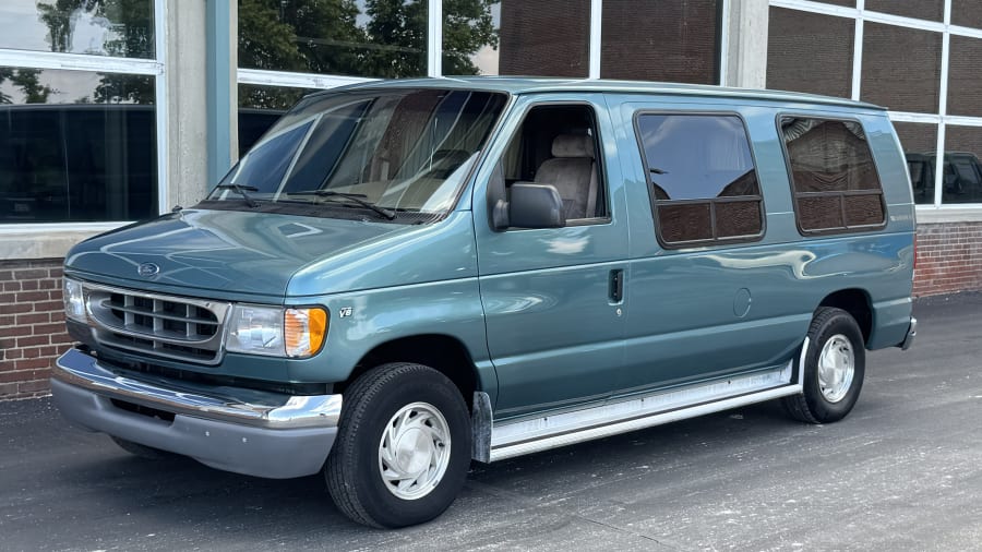 1998 Ford E-150 Conversion