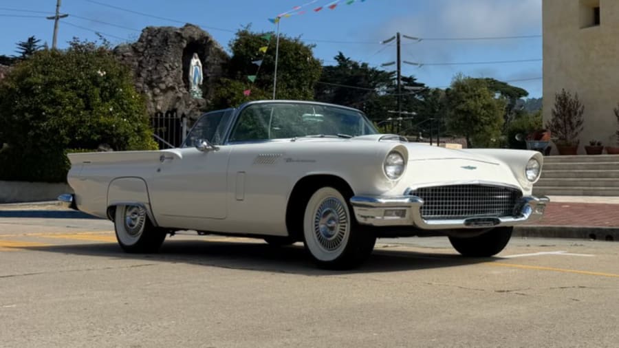 1957 Ford Thunderbird E-Code
