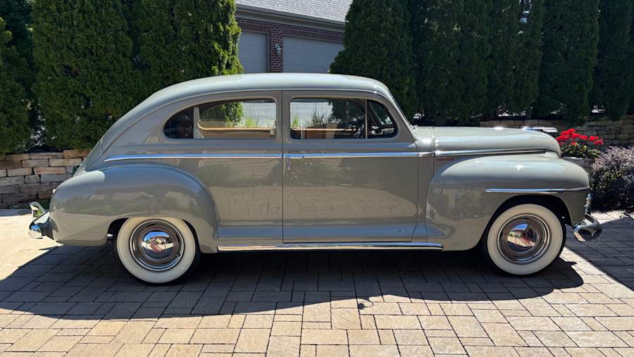 1947 Plymouth Special Deluxe