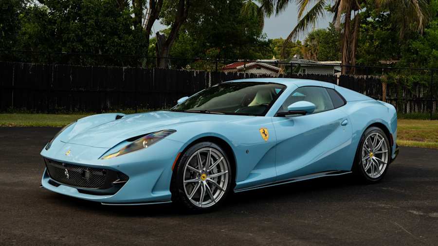 2021 Ferrari 812 GTS