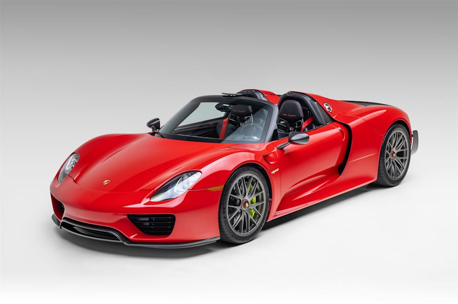 2015 Porsche 918 Spyder Weissach Package