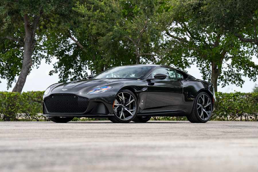 Aston Martin DBS Superleggera