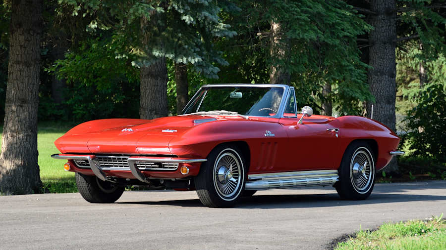 Chevrolet Corvette (C2)