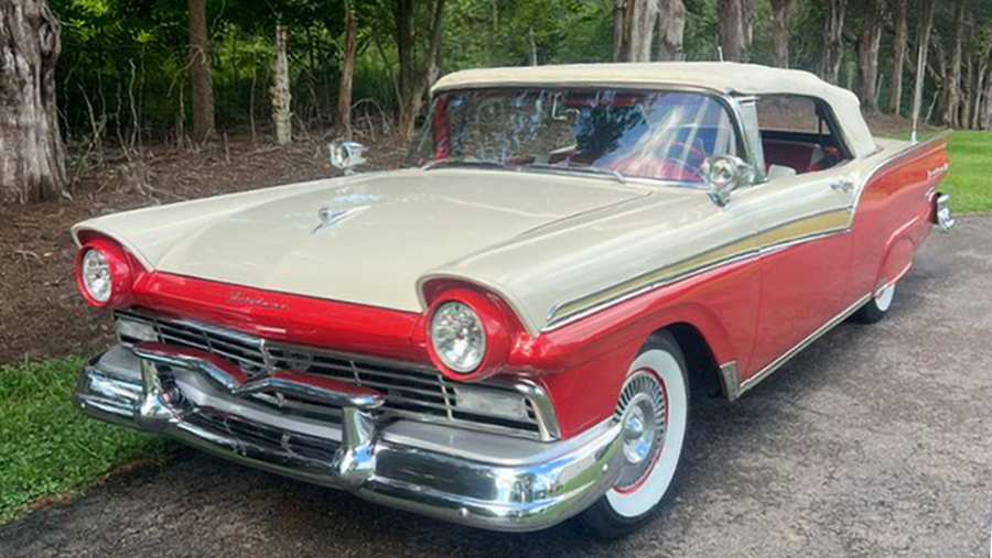 1957 Ford Fairlane