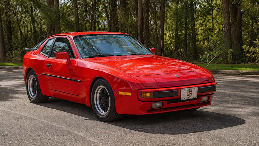 1985 Porsche 944 Base