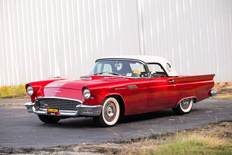 1957 Ford Thunderbird