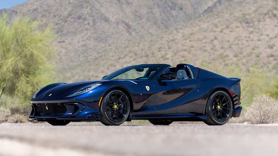 2024 Ferrari 812 Competizione