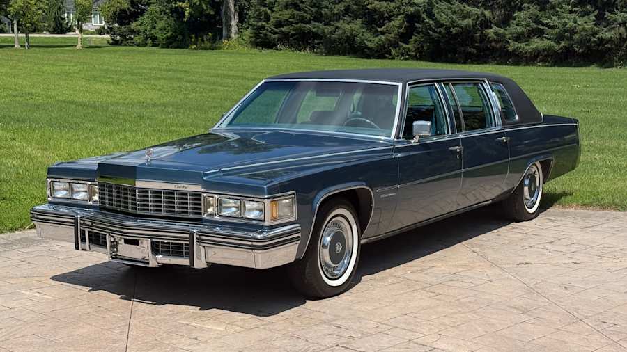 Cadillac Fleetwood (Classic)