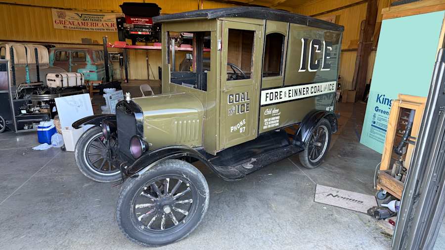 1919 Ford Model T Delivery
